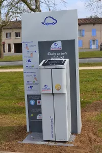 Borne de recharge éléctrique